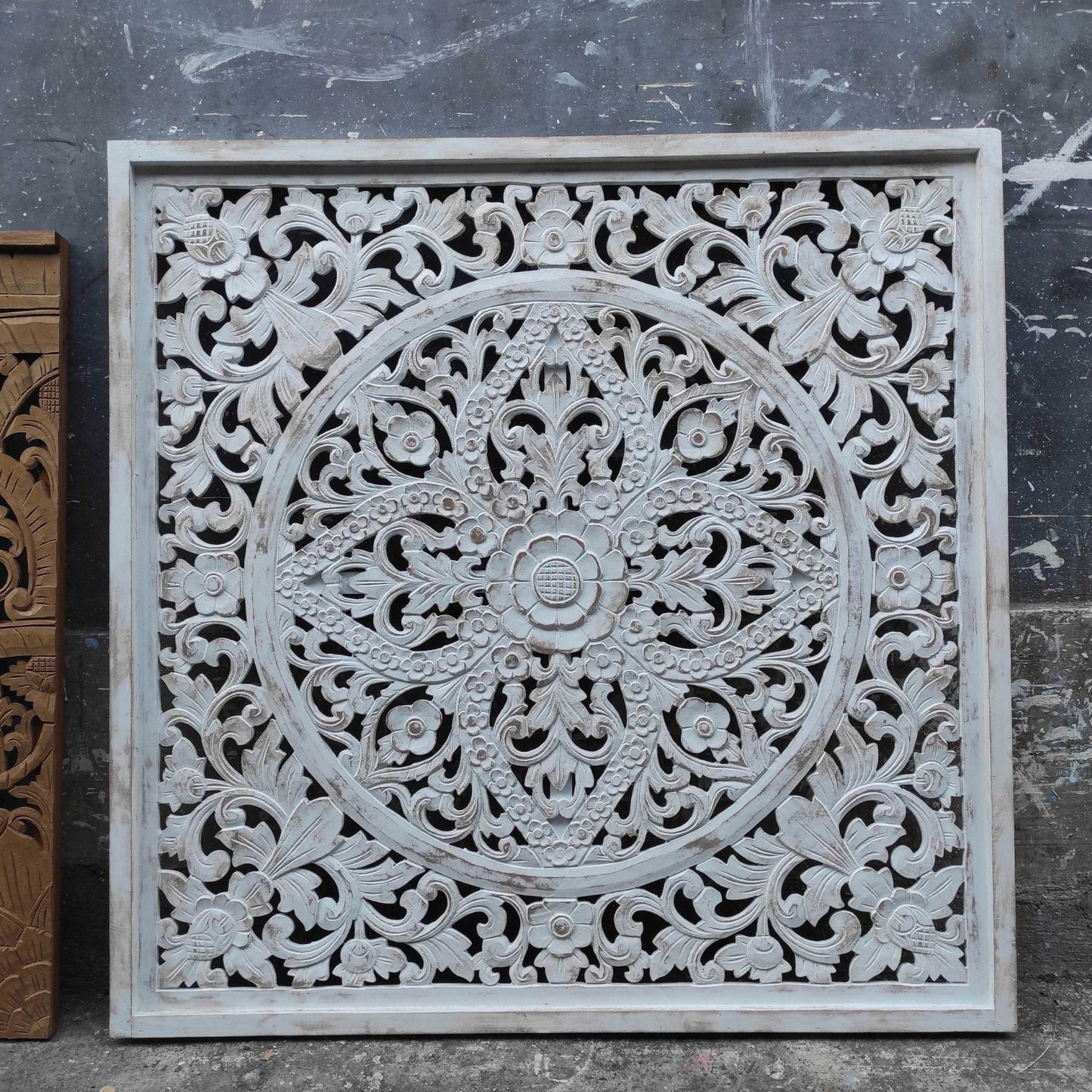 Carved Decorative Panel "Ceningan" - White Wash - 40 Inches