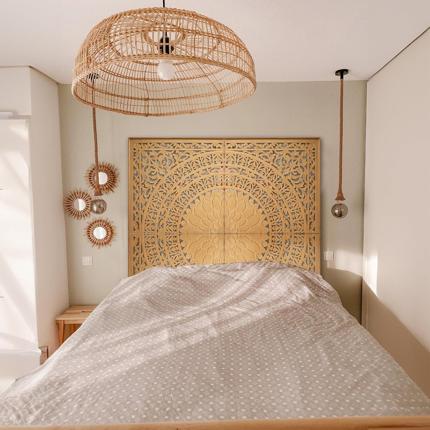 Carved Bed Headboard "Seruni" - Natural Brown