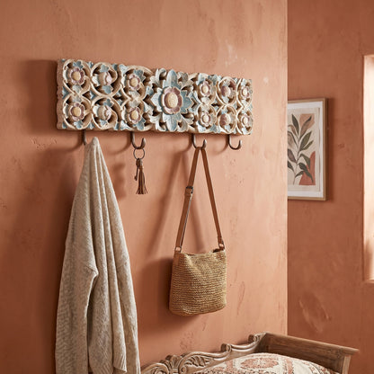 Carved Hanger - Cinta