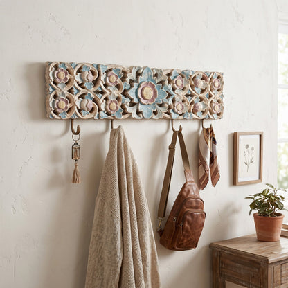 Carved Hanger - Cinta