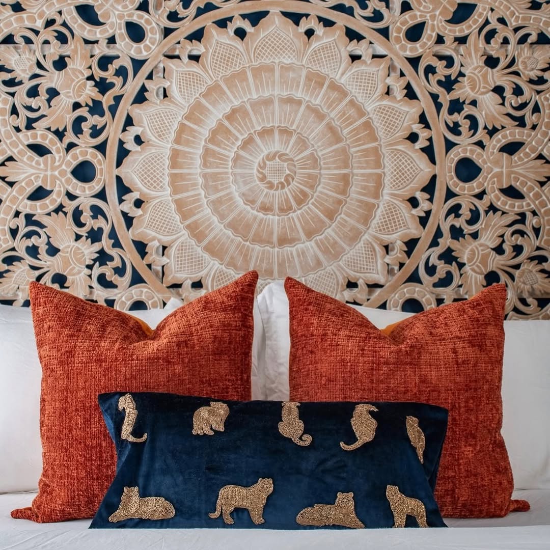 Carved Full Bed Headboard "Raflessia" - Antic-wash