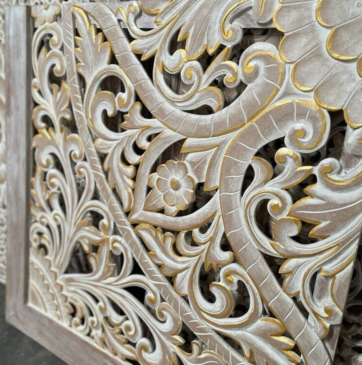 Carved Full Bed Headboard "Teratai"